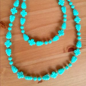 Necklace. Turquoise vintage plastic beads.
